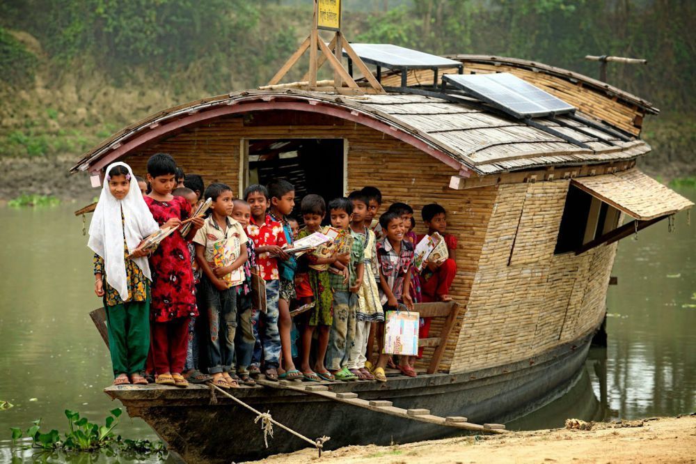 Sekolah di Atas Perahu: Cara Anak-Anak Bangladesh Mengejar Mimpi Saat Banjir